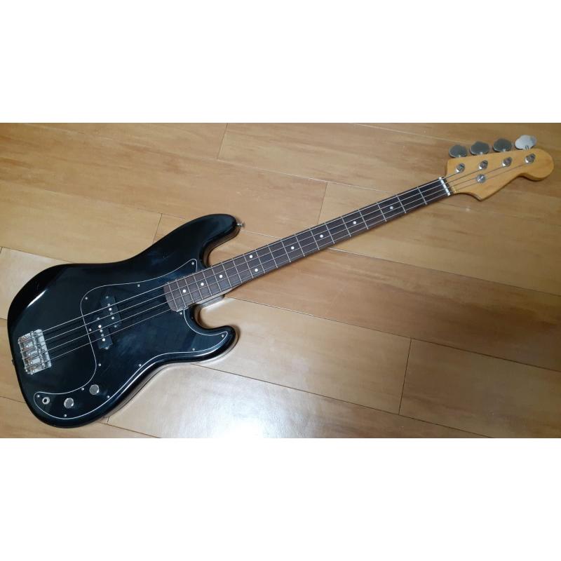 BAIXO MODELO FENDER PRECISION, IMITAÇÃO PERFEITA FEITO POR LUTHIER!!!