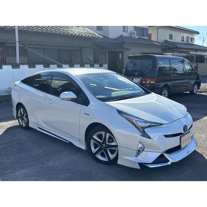PRIUS A PREMIUM MODELISTA ANO 29, 46.000KM, SHAKEN 2 ANOS