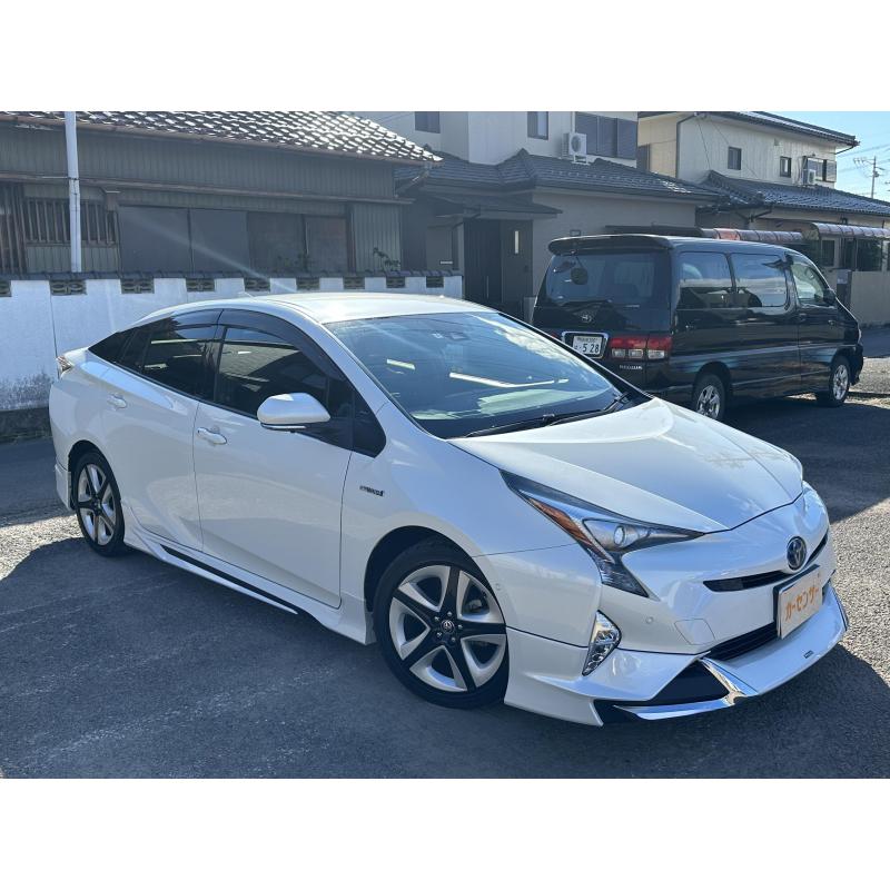 PRIUS A PREMIUM MODELISTA ANO 29, 46.000KM, SHAKEN R6/6