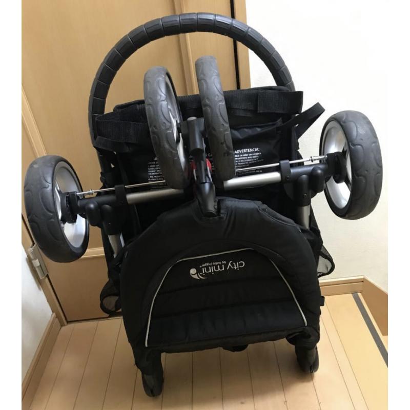 carrinho de bebê usado Baby Jogger City Mini