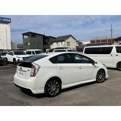 PRIUS ANO 27, 75.000KM, SHAKEN R6/9