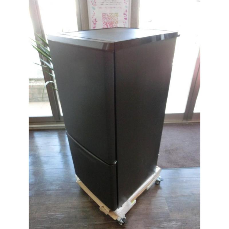 Geladeira Panasonic 2 Portas 138L